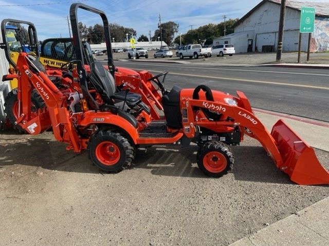 Kubota BX23S Tractor/Loader/Backhoe